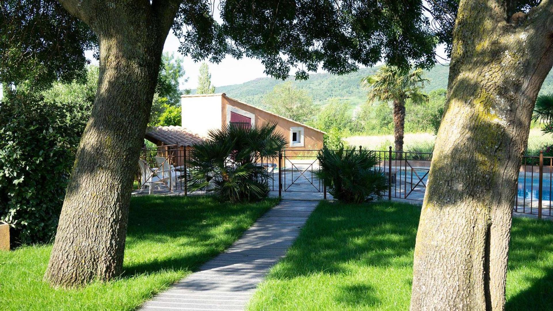Chambres D'Hotes, B&B La Musardiere Alba-la-Romaine Exteriör bild